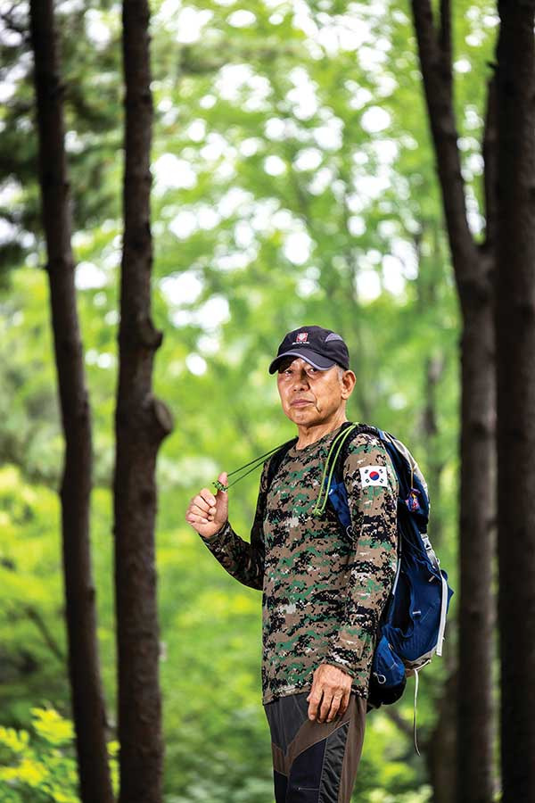 이상주씨는 78세의 고령에도 불구하고 장거리 산행을 즐기는 철인이다.