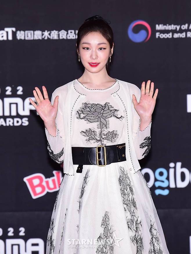 전 피겨스케이팅 선수 김연아가 30일 일본 교세라 돔 오사카에서 열린 '2022 MAMA AWARDS' 레드카펫행사에 참석해 포즈를 취하고 있다. /사진제공=CJENM 2022.11.30 /사진=이동훈 기자 photoguy@