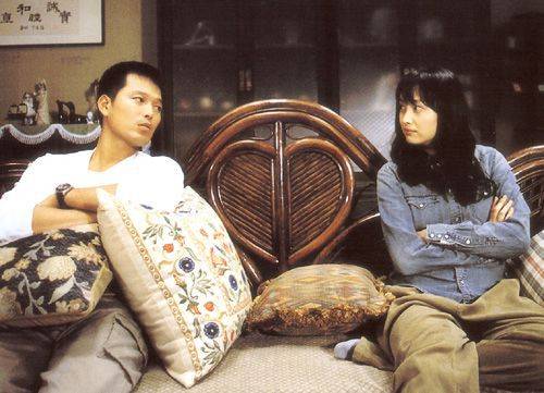 영화 '아는 여자'에서의 정재영(왼쪽)과 이나영(오른쪽)