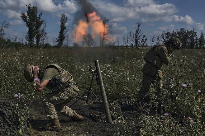 미국 뉴욕타임스(NYT)는 작년 2월 개전 이후 러시아군 사상자가 30만 명, 우크라이나군 사상자가 20만 명 정도에 이르렀다고 다수의 미국 관리를 인용해 18일(현지 시각) 보도했다. ⓒ AP=연합뉴스