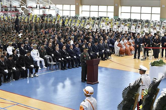 지난 7월22일 경북 포항 해병대 1사단에서 열린 고 채 상병의 영결식에서 김계환 해병대 사령관이 조사를 낭독하고 있다. 해병대사령부 제공