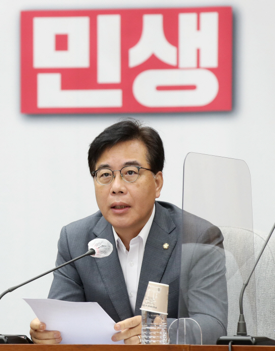 국회 예산결산특별위원회 국민의힘 간사인 송언석 의원이 국회에서 발언하고 있다. 연합뉴스