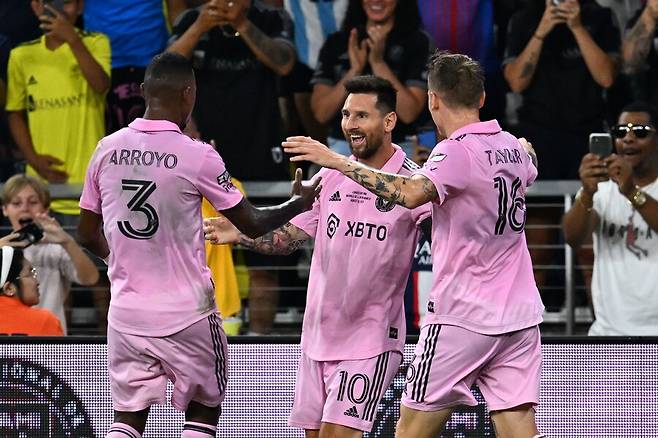 ▲ 시즌 중 인터 마이애미에 합류한 리오넬 메시지만 곧바로 정신적 지주로 자리 잡았다. ⓒ연합뉴스/REUTERS/AFP