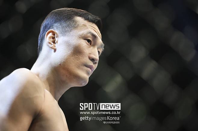 ▲ 지난해 4월 미국 플로리다주 잭슨빌에서 챔피언 알렉산더 볼카노프스키에게 도전했던 정찬성.