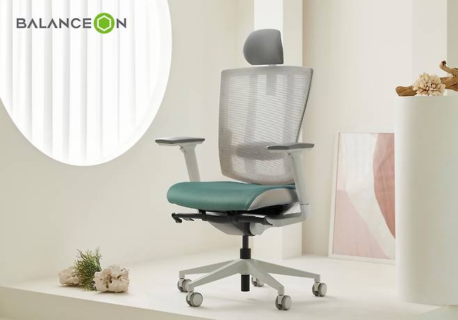 밸런스온 듀오백 콜라보레이션 제품 베타젤 쿨션체어. [불스원 제공]