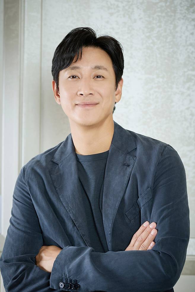 Lee Sun-kyun (Lotte Entertainment)