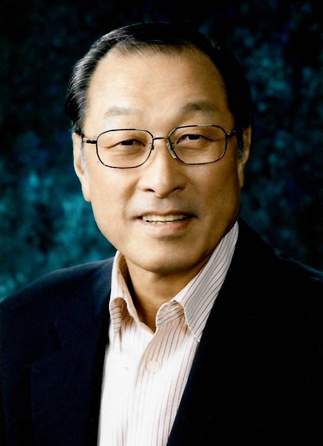 쌍용그룹을 한때 제계 6위 규모로 키운 김석원 전 쌍용그룹 회장이 26일 별세했다. 향년 78세./연합뉴스