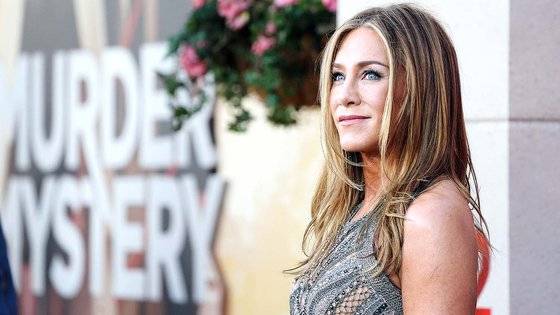 올해 3월, 영화 '머더 미스터리2' 레드카펫에 등장한 제니퍼 애니스턴. AP=연합뉴스