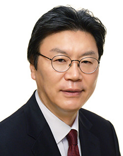 Kim Chang-beom, 
an advisor to Hyundai Motor Group.