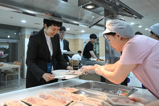 대통령실 식당 점심메뉴는 ‘우리 수산물’