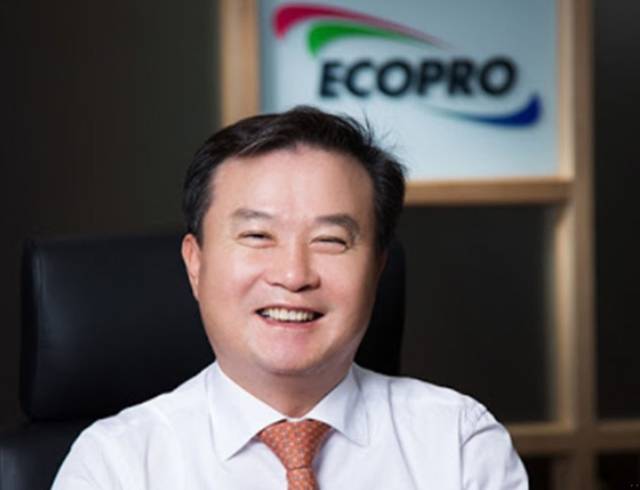 이동채 전 에코프로 그룹 회장의 실형이 확정된 가운데 올해 하반기로 예정됐던 에코프로머티리얼즈의 기업공개(IPO) 일정에 차질이 생길 수 있다는 전망이 나온다. /에코프로 홈페이지 갈무리