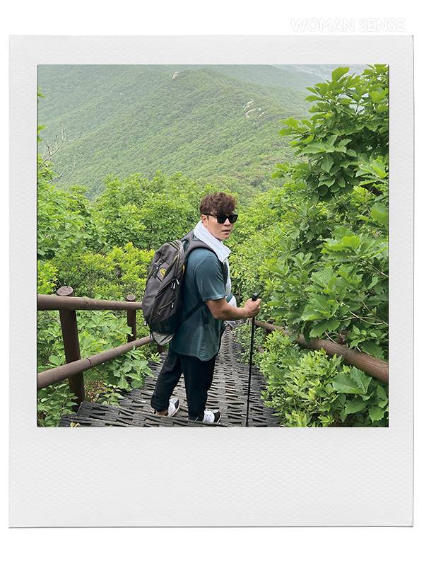 올해 시즌 중 슬럼프를 극복하고자 추신수 선수는 쉬는 날이면 집 근처 산에 자주 올랐다.