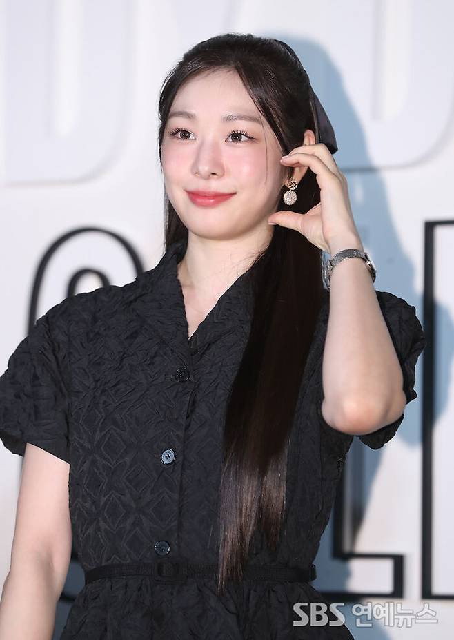 [E포토] 김연아, '새신부의 볼터치 하트'