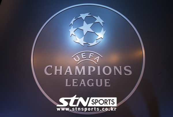 UEFA 챔피언스리그 로고. 사진｜뉴시스/AP