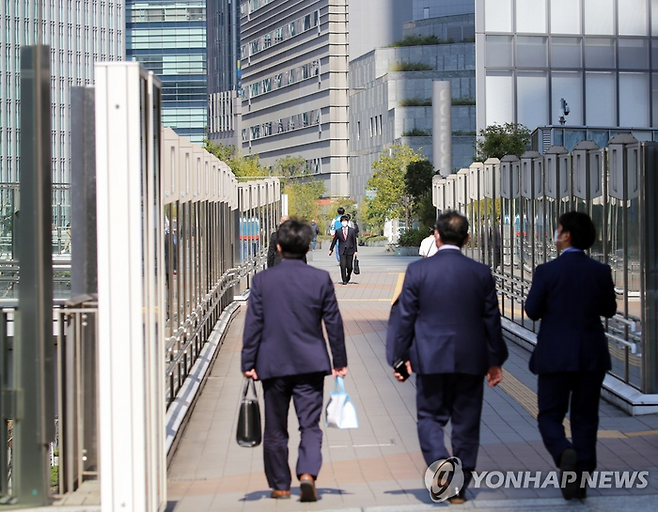 일본 도쿄의 직장인 [연합뉴스 자료사진]