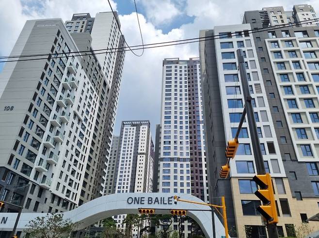 지난 8월 31일 입주를 시작한 서울 반포 래미안 원베일리. 뉴스1