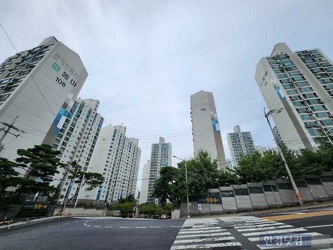 서울 관악구 봉천동 '관악드림타운' 아파트 전경. 사진=이현주 기자