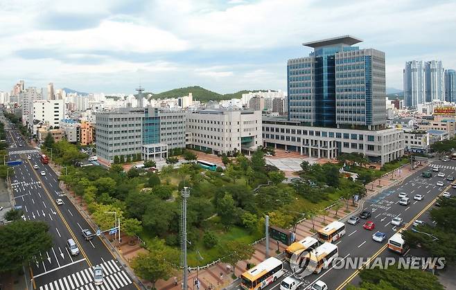 울산시청 전경 [연합뉴스 자료사진]