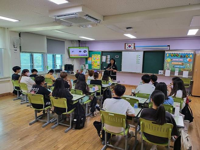 [서울=뉴시스]금천구, 찾아가는 생명 존중 교육 실시.(사진=금천구 제공) *재판매 및 DB 금지