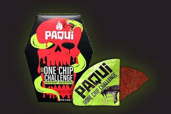 최근 ‘원칩 챌린지’ 유행을 불러온 매운 과자 파퀴 칩스. [사진 출처 = 파퀴]