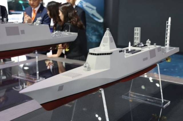 지난 6월 부산 벡스코에서 열리는 'MADEX 2023(국제해양방위산업전)'에서 한화오션이 공개한 ‘합동화력함’ 모습