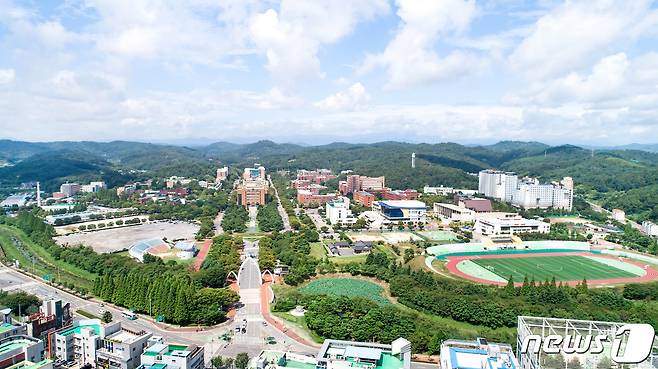 경상국립대 가좌캠퍼스 전경(경상대 제공).