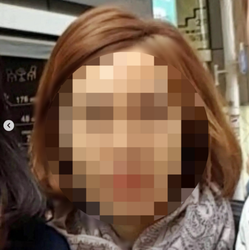 인스타그램에는 지난 10일부터 대전 교사 사망사건 가해자로 지목된 학부모의 신상을 공개하는 계정이 등장했다. [사진 출처 = 사회관계망서비스(SNS) 캡처]