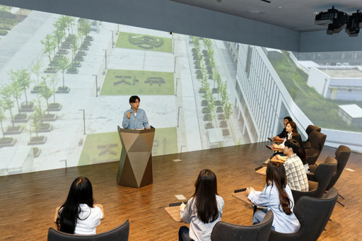 인천 연수구 송도국제도시에 있는 연세대학교 국제캠퍼스에서 학생들이 수업을 하고 있는 모습. 연세대 제공