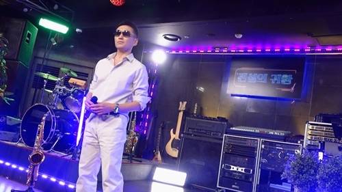 가수 김승진이 ‘전설의 귀환’에 출연한다. 사진=MBN