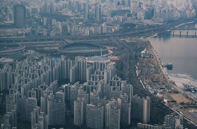 서울 아파트값 17주째 상승… 강남구도 누적 상승 전환