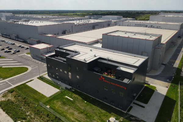 SK Innovation’s second EV battery manufacturing plant operated by SK Battery Manufacturing in Komarom, Hungary. [Courtesy of  SK Innovation]