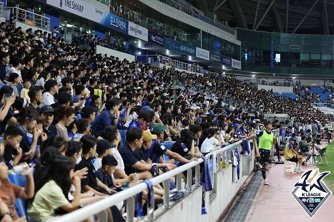 [서울=뉴시스]9월2일 인천축구전용경기장 포항전. 2023.09.02. (사진=한국프로축구연맹 제공)  *재판매 및 DB 금지