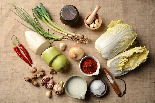 백합과 채소인 양파 마늘 대파의 알리신 성분이 위암 예방에 도움을 준다. [사진=게티이미지뱅크]