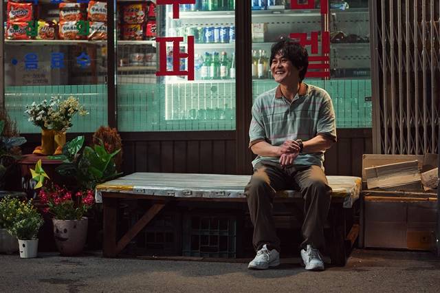 배우 김성균이 연기 변신을 앞두고 하던 걱정들을 내려놓았다고 말했다. /월트디즈니 컴퍼니 코리아