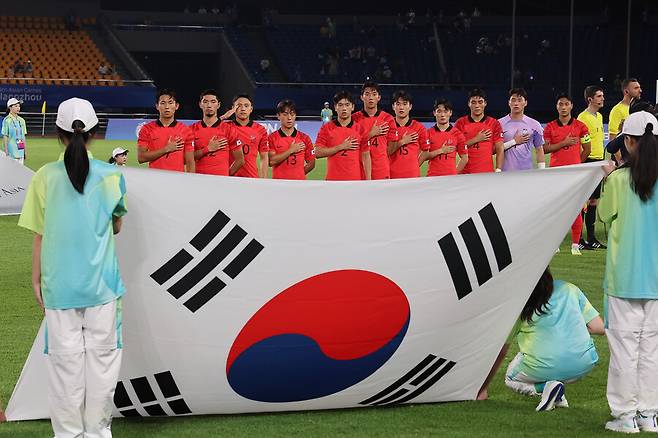 ▲ 19일 중국 항저우 진화 스포츠센터에서 열린 2022 항저우 아시안게임 남자축구 조별리그 E조 1차전에서 쿠웨이트를 9-0으로 크게 이겼다.&nbsp;ⓒ연합뉴스