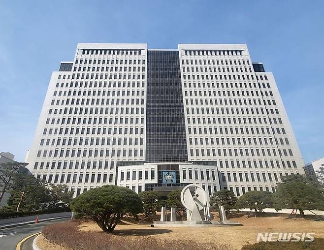 [부산=뉴시스] 이동민 기자 = 부산 연제구 지방·고등법원 전경. eastsky@newsis.com