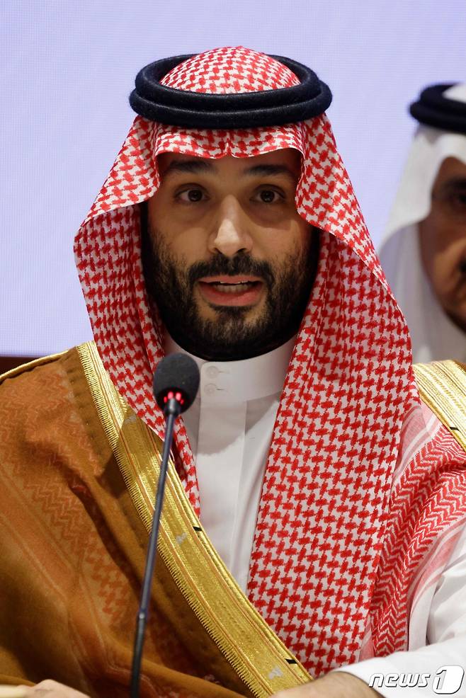 무함마드 빈 살만 사우디아라비아 왕세자가 9일(현지시간) 인도 뉴델리에서 열린 G20 정상회의에 참석해 발언을 하고 있다. 203.9.10  /AFPBBNews=뉴스1