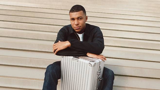 새 글로벌 아이콘 킬리안 음바페 선수. [사진 리모와]