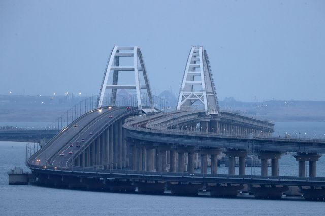 지난 15일 촬영된 러시아 본토와 크림반도를 잇는 크림대교 전경. TASS연합뉴스