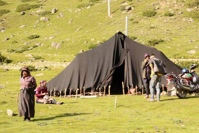 취덩향 부근의 유목민. ⓒ최종명