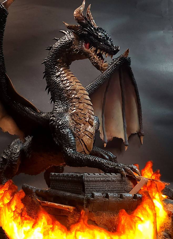 클레이로 만든 ‘밀라보레아스’