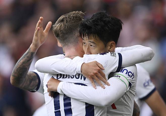 ▲ 마우리시오 포체티노 감도의 토트넘 홋스퍼 시절 애제자인 손흥민, 북런던 더비에서 두 골을 터뜨렸다. ⓒ연합뉴스/REUTERS/EPA/AP