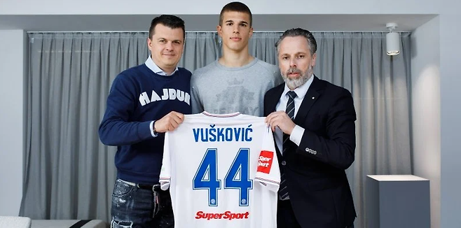 ⓒ부스코비치. 하이두크 스프리트