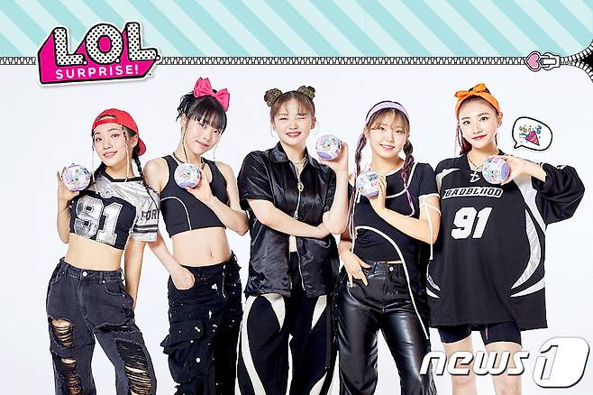 L.O.L. Surprise X TURNS_단체컷 이미지(손오공 제공)