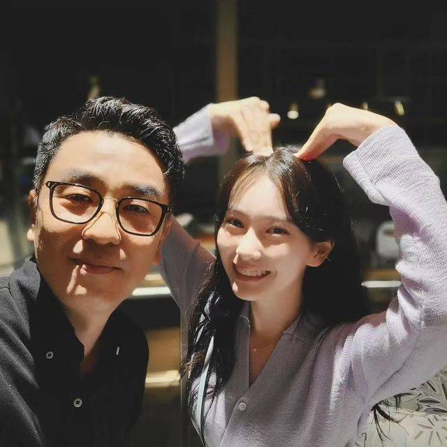 ▲ 류승룡과 딸들. 출처ㅣ류승룡 인스타그램