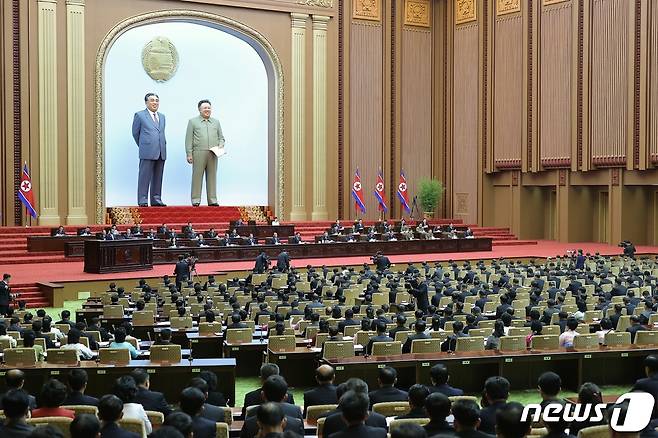 (평양 노동신문=뉴스1) = 북한 최고인민회의. [국내에서만 사용가능. 재배포 금지. DB 금지. For Use Only in the Republic of Korea. Redistribution Prohibited] rodongphoto@news1.kr