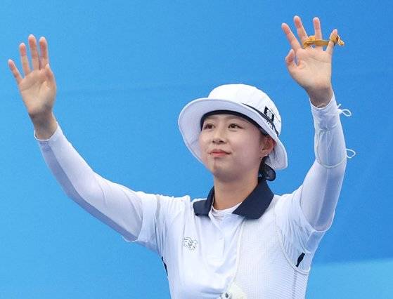 아시안게임 3관왕에 오른 임시현. 연합뉴스