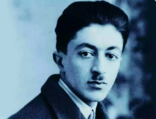 사데크 헤다야트의 생전 모습. 그는 국립은행에서 일하면서 소설을 쓰는 이중생활을 이어갔습니다. 그는 ‘이란 현대소설의 아버지’로 불립니다.