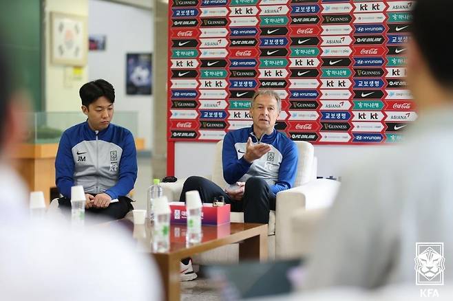 기자회견에 나선 위르겐 클린스만 감독 [대한축구협회 제공. 재판매 및 DB 금지]