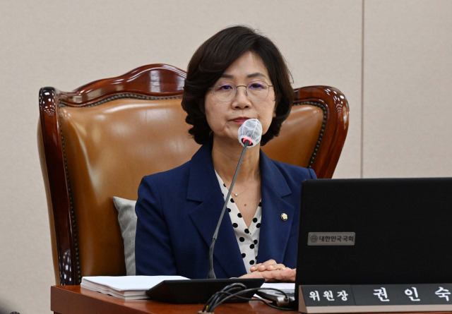 권인숙 국회 여성가족위원회 위원장. 권욱 기자